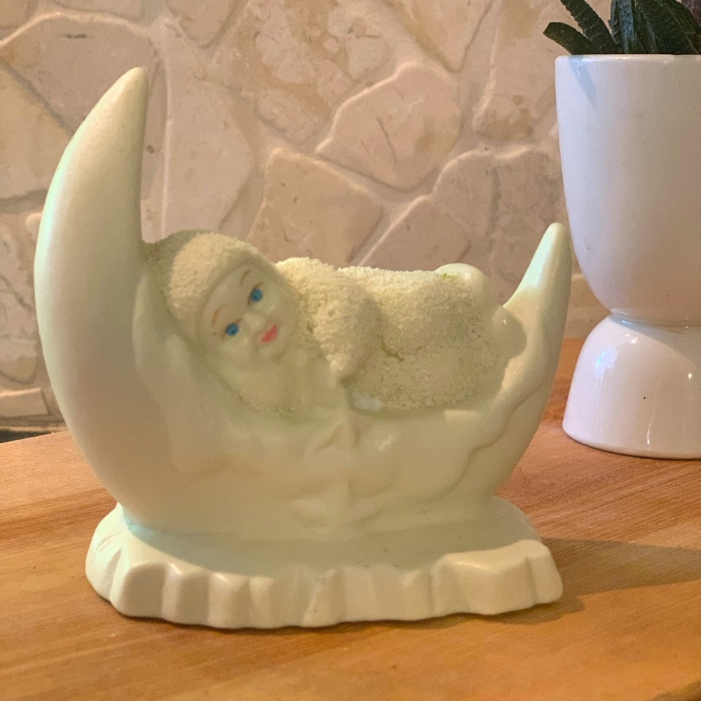 SNOW BABIES | Baby in Moon